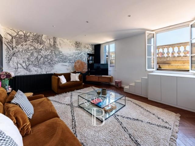NANTES COURS CAMBRONNE Appartement d'exception de 4 chambres avec ascenseur et balcon