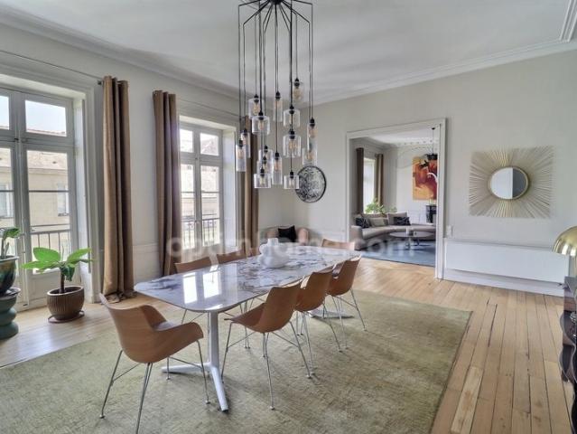 NANTES COURS CAMBRONNE – Élégance, volumes d'exception et mo. 250m² Nantes