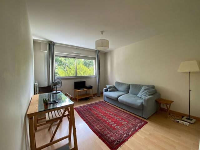 NANTES CANCLAUX Appartement MEUBLÉ T1 bis 33m²