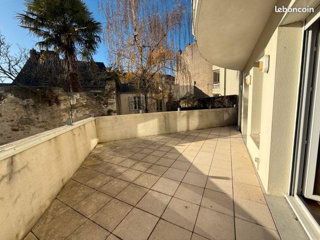 NANTES CENTRE COPERNIC / DOBRE/ GRASLIN, APPARTEMENT T3 DE 101 m2 TERRASSE 26 m2 GARAGE