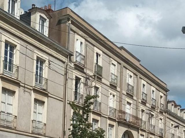 Nantes Gare Studio sympa