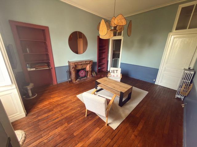 NANTES GUIST'HAU APPARTEMENT DE TYPE 4 MEUBLE | Poulpiquet Immobilier