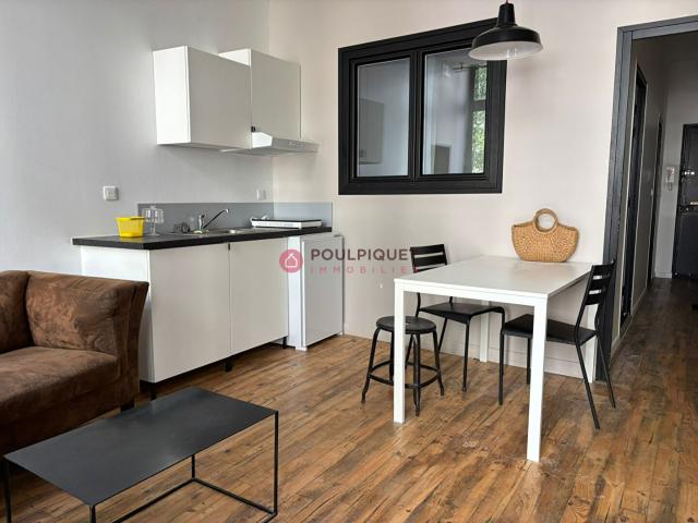NANTES HYPER CENTRE Type 2 Meublé Balcon | Poulpiquet Immobilier