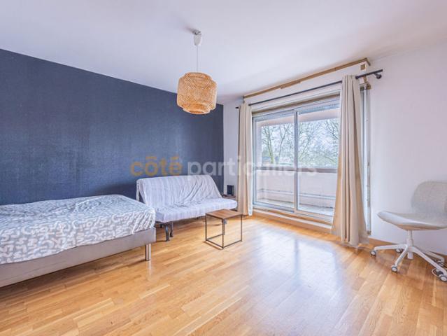 NANTES ILE DE NANTES BEAULIEU APPARTEMENT T1 BIS 35 M2 BALCON CAVE