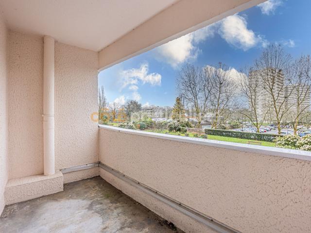NANTES ILE DE NANTES BEAULIEU APPARTEMENT T1 BIS 35 M2 BALCON CAVE