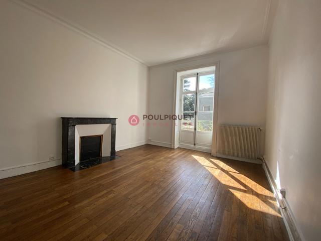 NANTES JARDIN DES PLANTES APPARTEMENT T2 COUP DE COEUR | Poulpiquet Immobilier