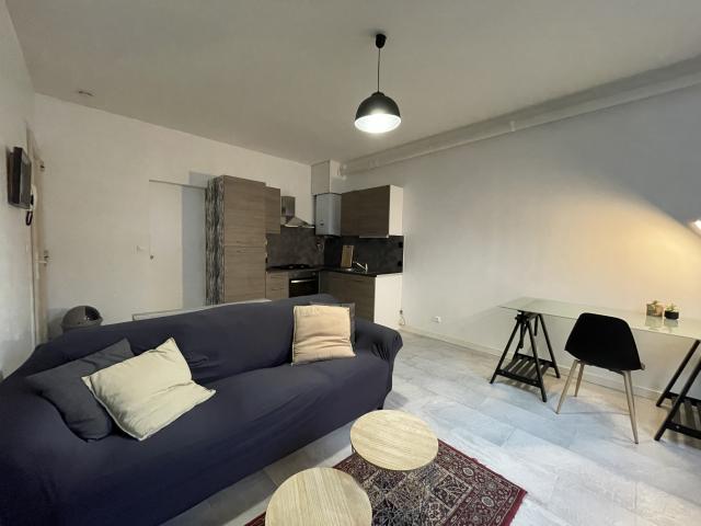 NANTES OUEST APPARTEMENT T2 + CAVE PETITE COPROPRIÉTÉ