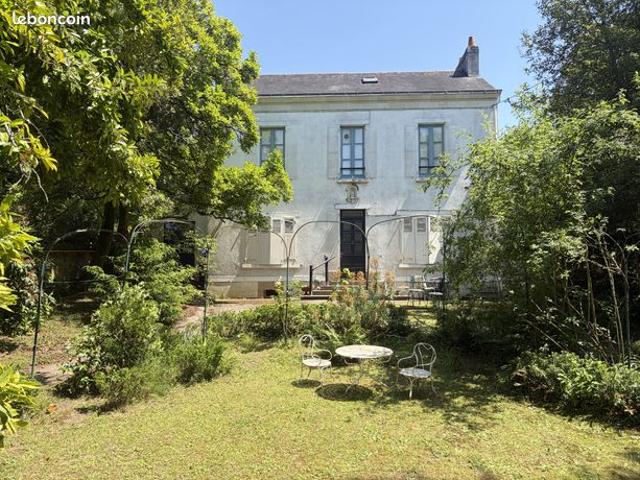 NANTES Maison Tortière T9