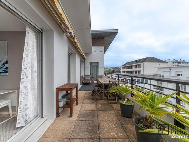 NANTES MELLINET: Appartement dernier étage avec terrasse, ascenseur et garage