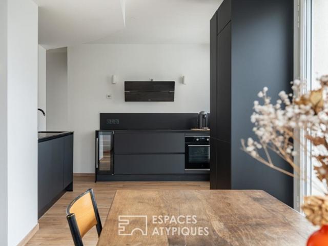 Nantes Notre Dame de Bon Port Appartement de type 4 contemporain avec terrasse