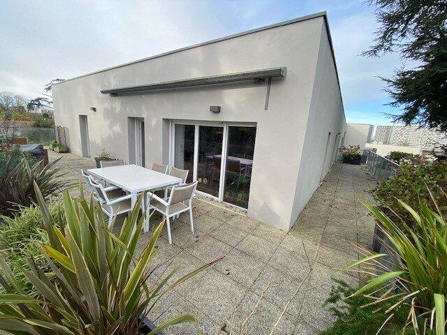 Nantes Sud Loire T4 av ascenseur gde terrasse et parking