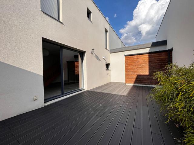 NANTES PERRAY Maison MEUBLEE avec jardin et parking