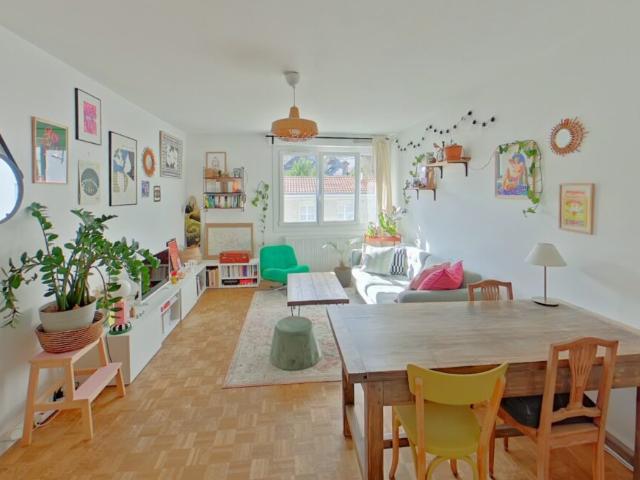 Nantes, Place Catinat, 2 Pièces – GRASLIN IMMOBILIER