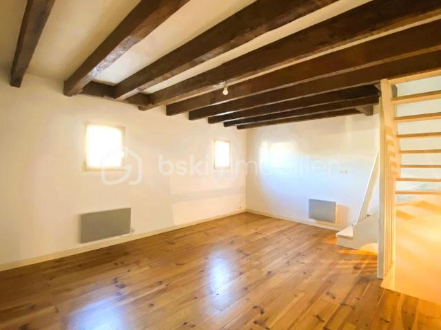 NANTES Quartier St Jacques Maison de ville d'env. 59m²