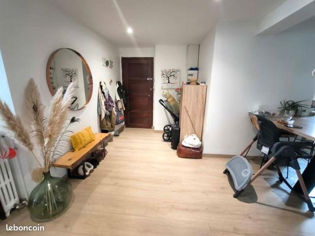 NANTES RUE DES HAUTS PAVES APPARTEMENT T3 90m² AVEC GARAGE ET BALCON