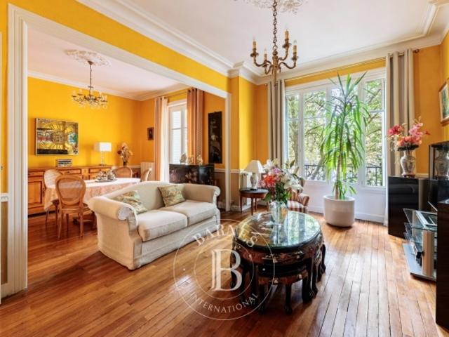 NANTES VIARME Bel appartement ancien de 4 pièces