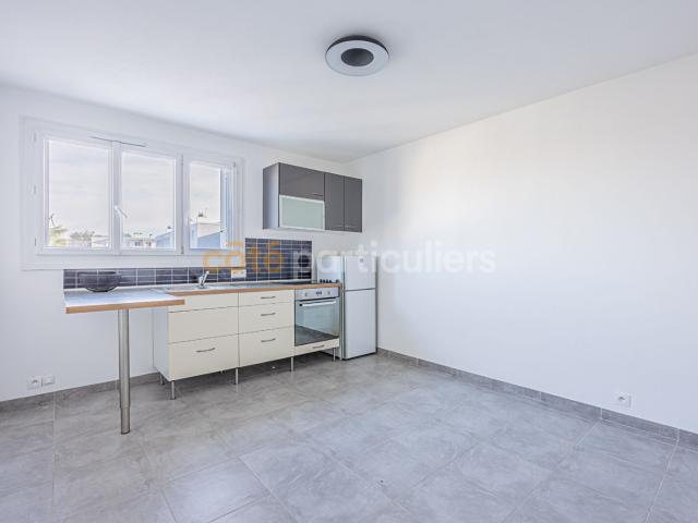 NANTES VIEUX DOULON APPARTEMENT T2 31 M2 STATIONNEMENT CAVE