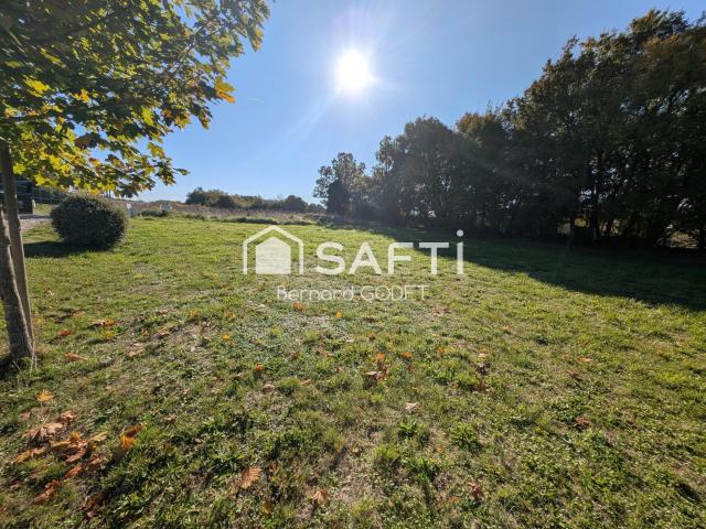Nanteuil en Vallée Vente Terrain 16