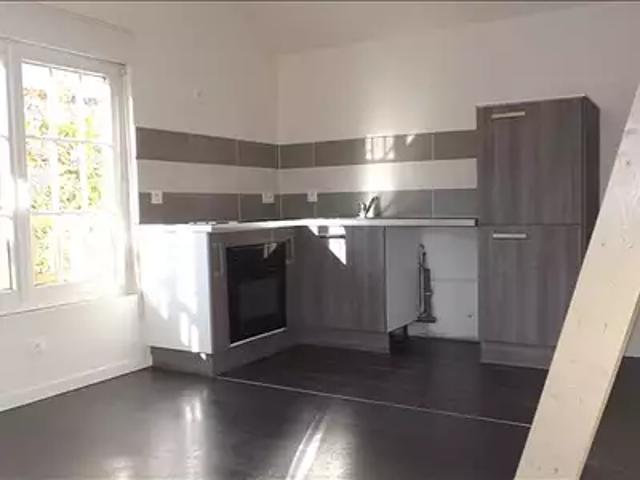 Nanteuil lès Meaux 77100 Location appartement 1 pièce t1 au dernier étage