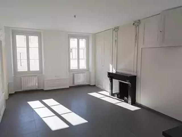 Nantua 01130 Location appartement 2 pièces t2 cave