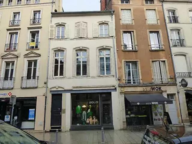 Nancy 54000 Location appartement 2 pièces t2 au dernier étage
