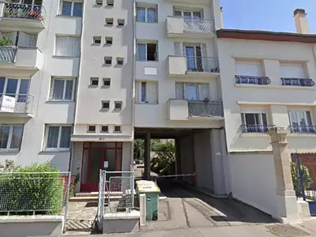 Nancy 54000 Location parking
