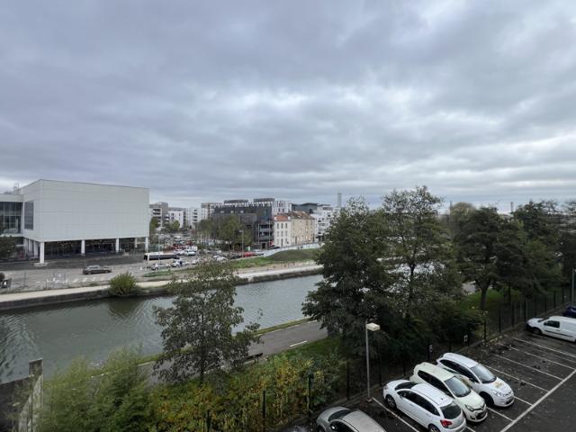 NANCY CENTRE / QUARTIER PORT SAINT CATHERINE: GRAND T1 AVEC