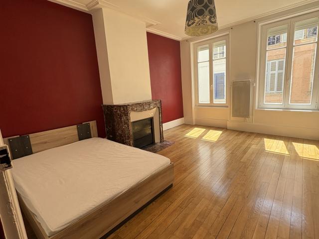 NANCY CENTRE RUE ST JULIEN F3
