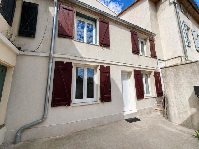 NANCY / FAUBOURG DES III MAISONS: JOLI STUDIO INTÉGRALEMENT