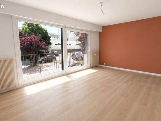 NANCY, rue de Nabécor 3 pièces 74 m² à personnaliser avec balcon, garage et cave