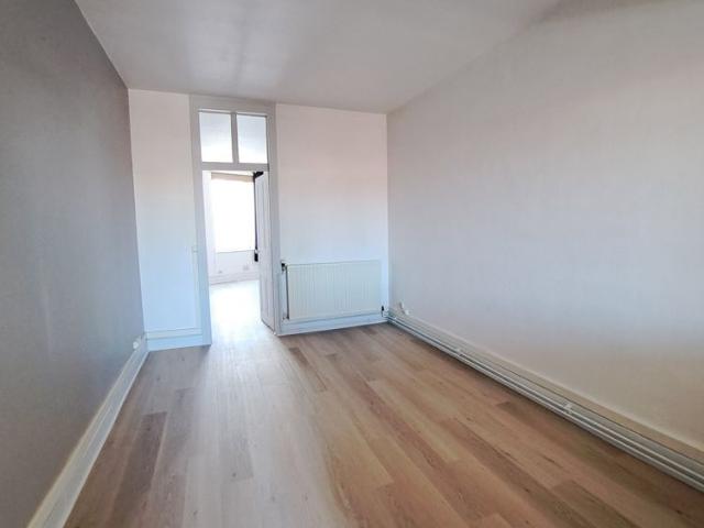 NANCY RUE EMILE COUE 2 PIECES