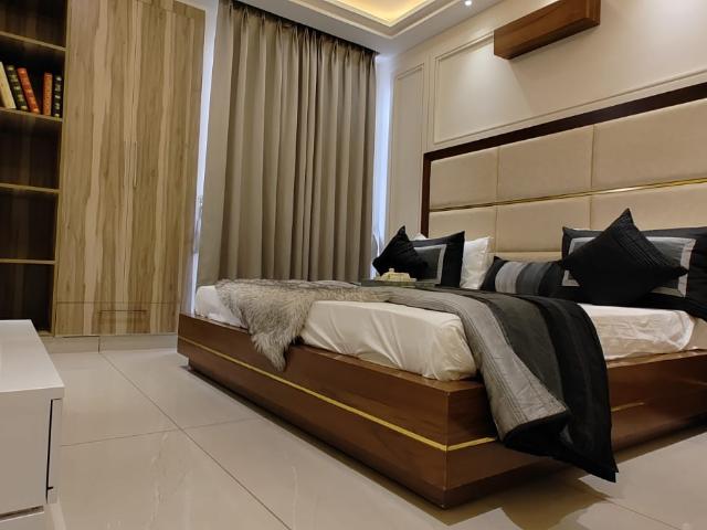 Nandita Mayfair Park 3 Bedroom 1835 Sq. Ft. Apartment in Kishanpura Zirakpur Listing ID: #10364
