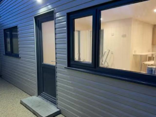 Naas Road, Bluebell, Dublin 12, Bluebell, Dublin 12 is for rent