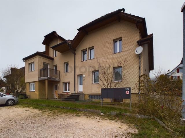 Bruttorendite 5.7%  Mehrfamilienhaus mit 8 attraktiven Wohnungen