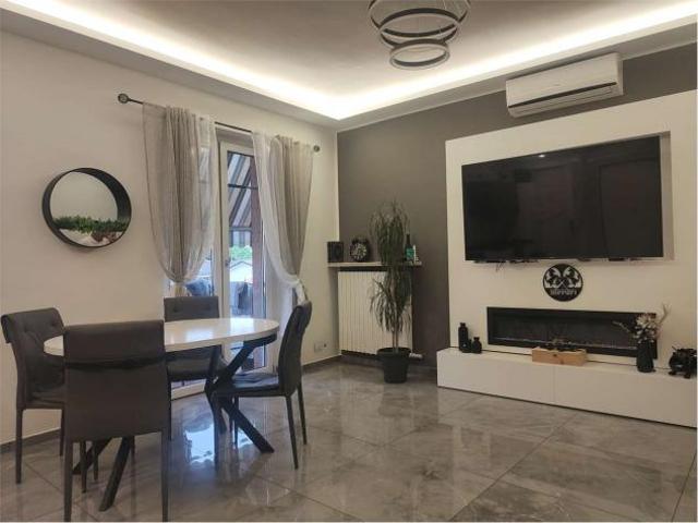 NADAVIGAS99999 APPARTAMENTO ULTIMO PIANO CON GARAGE