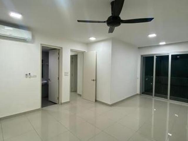 Nadayu63Melawati Partially Furnished UnitReady to move in July