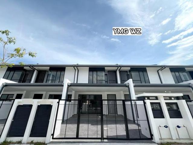 Nadira Bukit Raja Double Storey Brand New Condition Best Buy Klang