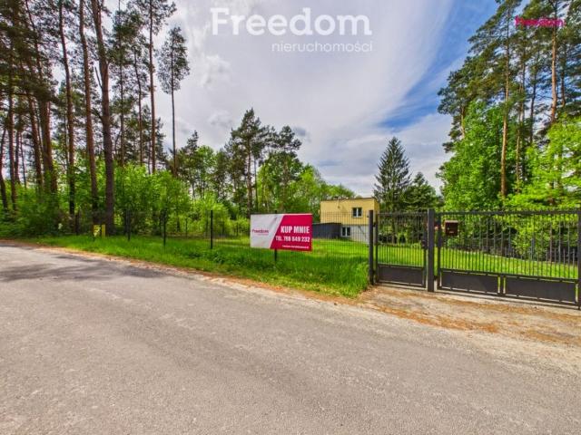 Nadrzeczna 1 584 m², Radom