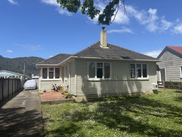 naenae, 3 bedrooms