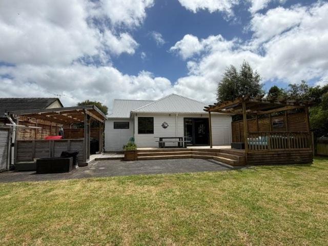 naenae, 3 bedrooms