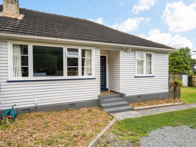naenae, 2 bedrooms