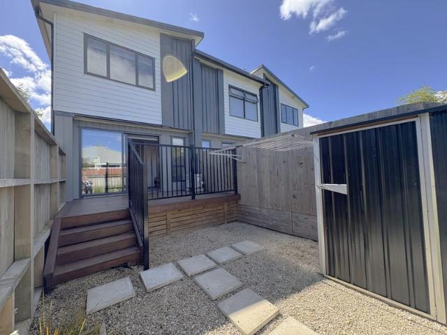 naenae, 2 bedrooms