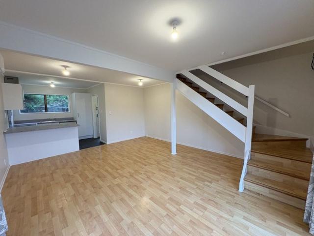 naenae, 2 bedrooms