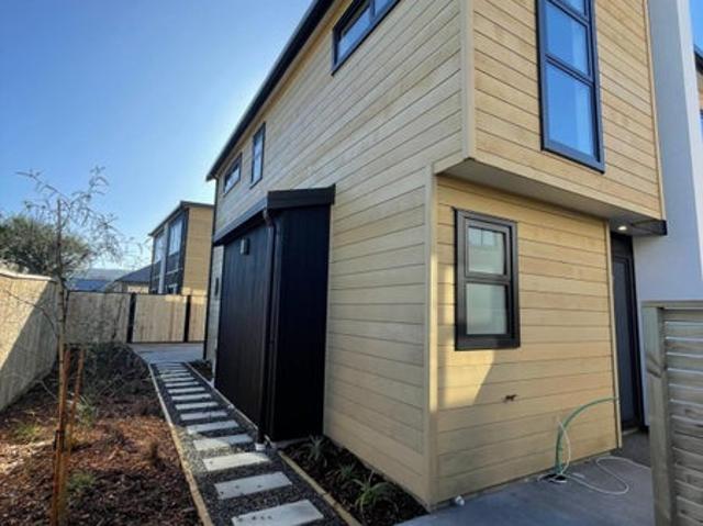 naenae, 2 bedrooms