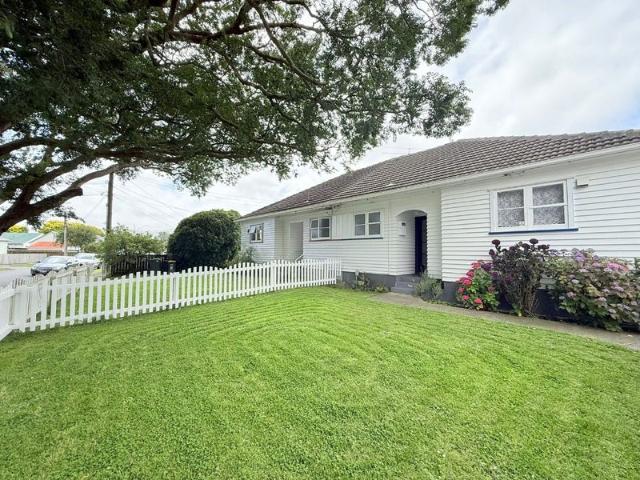 naenae, 2 bedrooms