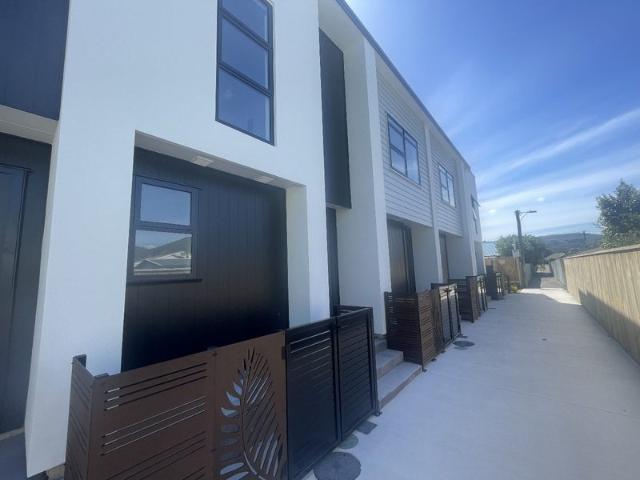 naenae, 2 bedrooms