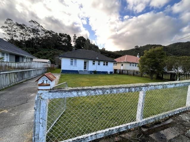 naenae, 4 bedrooms