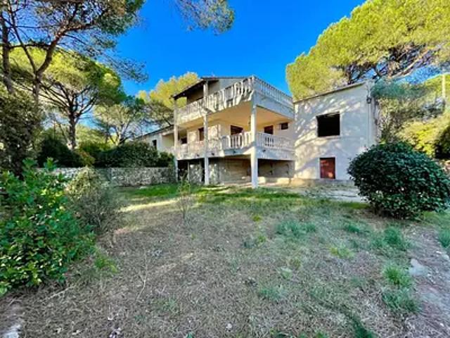 Nages et Solorgues 30114 Achat / Vente maison 5 pièces t5 jardin terrasse