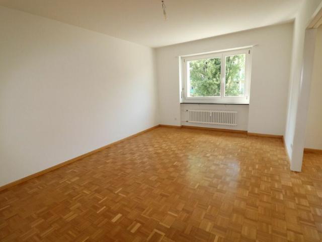Nähe Kannenfeldpark schöne 3 1/2 Zimmerwohnung in ruhiger Seitenstrasse zu vermieten