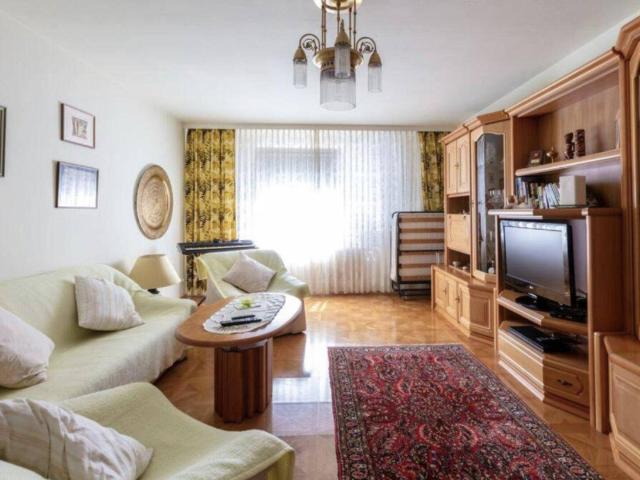 NÄHE HAUPTBAHNHOF: Elegante 3,5 Zimmer Wohnung mit sonnigem Wintergarten auch als Anlage!